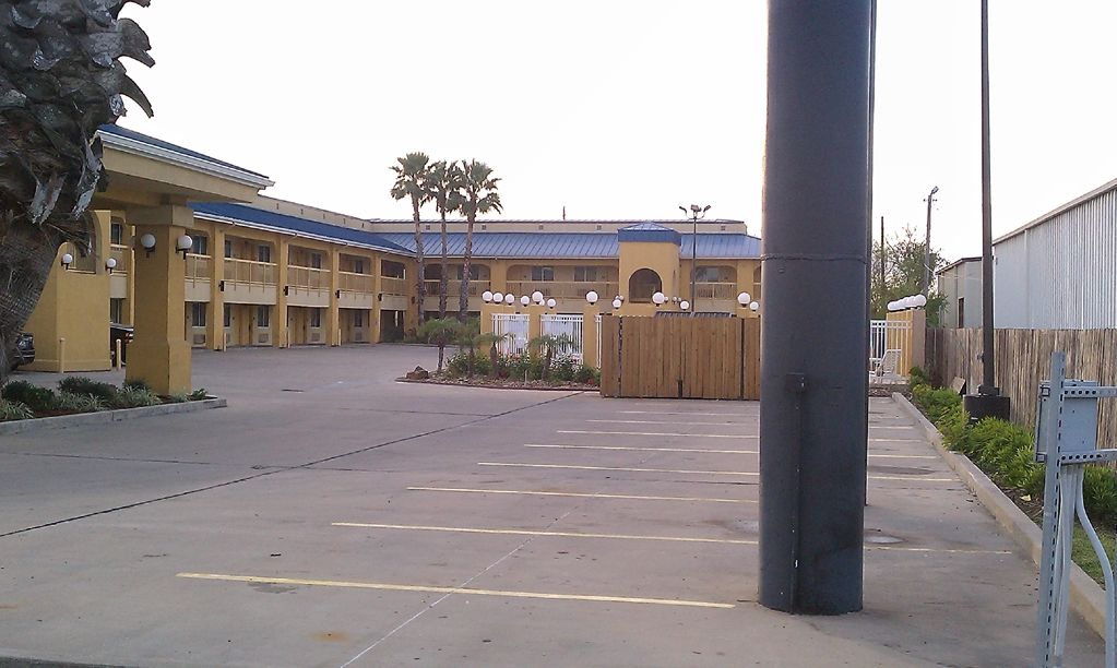Rodeway Inn & Suites Corpus Christi Extérieur photo